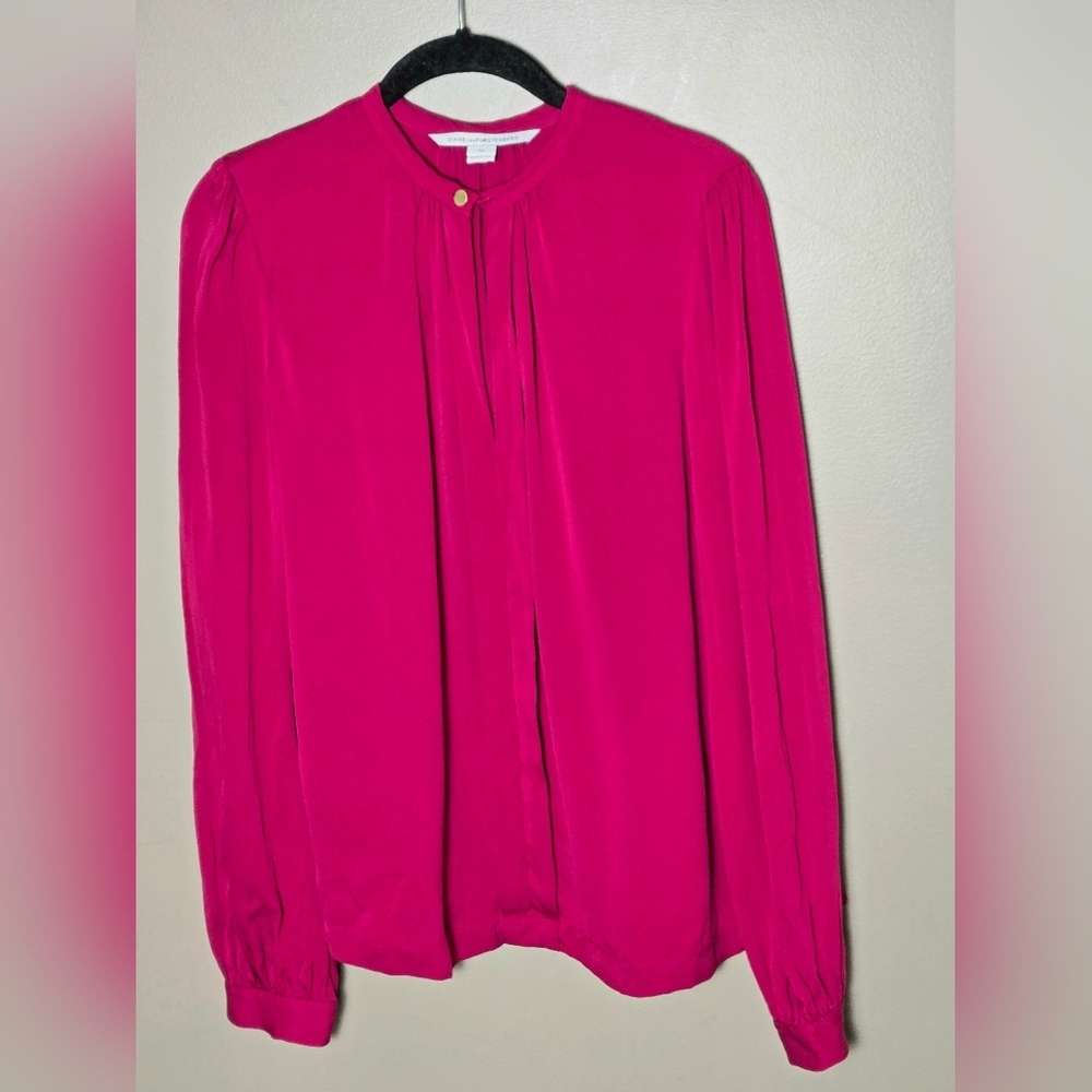 Diane Von Furstenburg Silk Quiet Luxury Elevated Basic Blouse,‎ Size 12